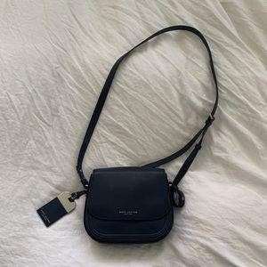 GREAT CONDITION Marc Jacobs navy crossbody bag